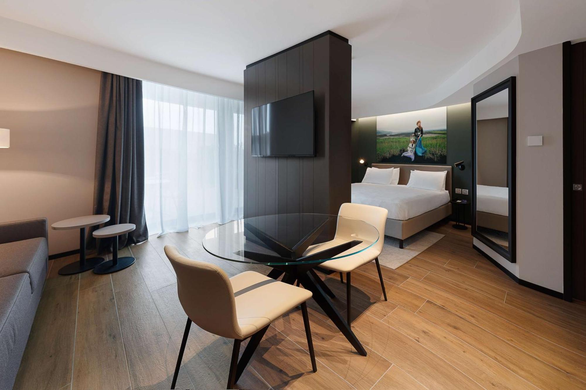 Radisson Blu Hotel, Bergamo Choruslife Dış mekan fotoğraf
